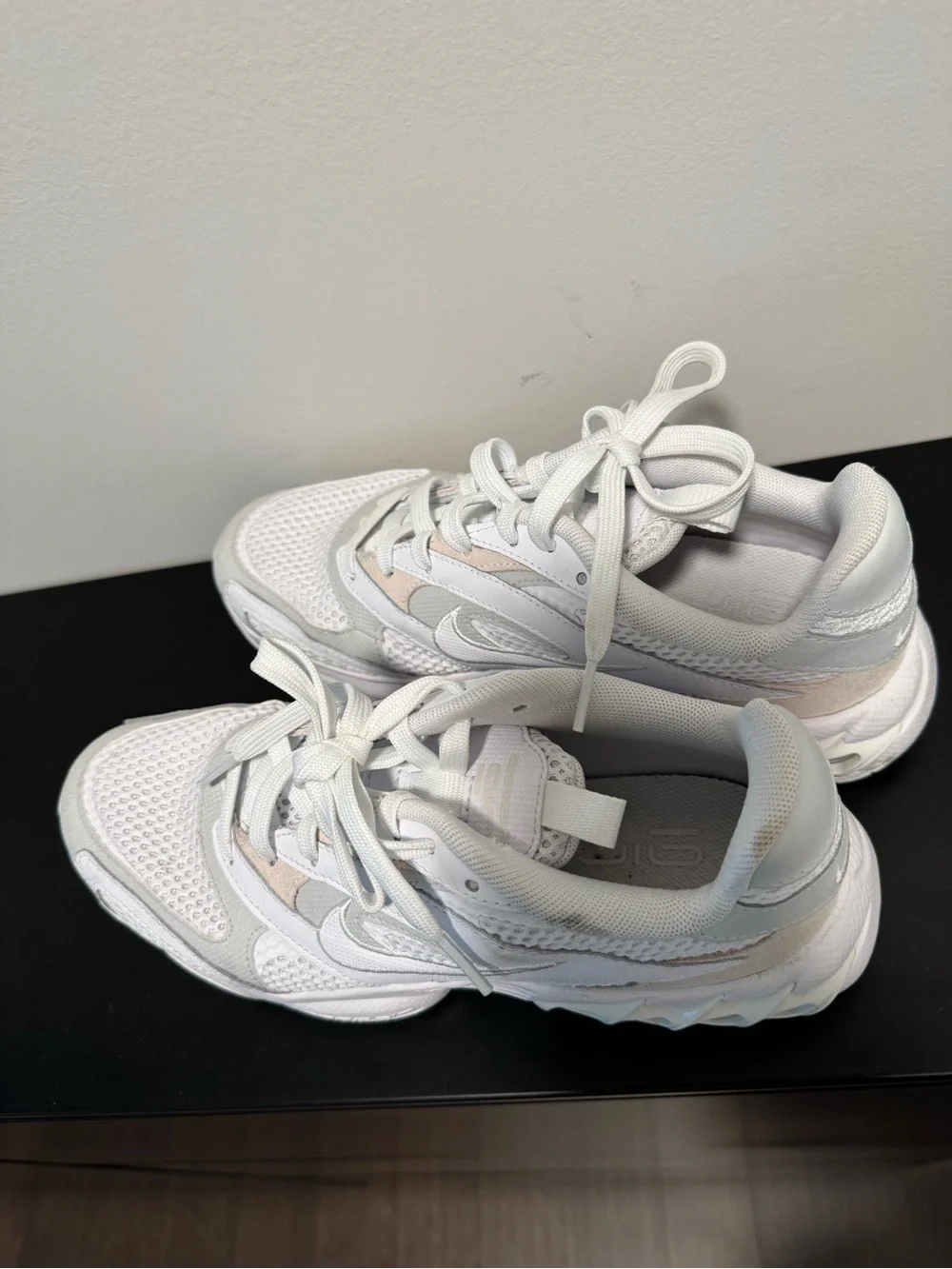 Nike Women's Zoom Air Fire - Picture 3 of 4